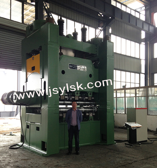 四重(zhòng)式中厚闆校平機(jī)