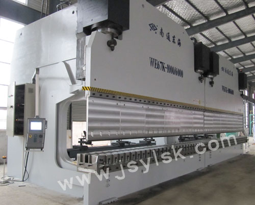 數控液壓雙機聯(lian)動折彎機