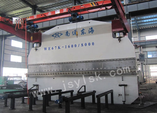 WE67K-1600/8000大型折彎(wān)機