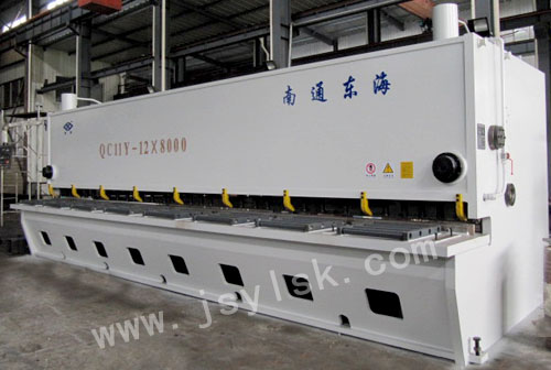 QC11Y-12*8000液壓閘(zha)式剪闆機