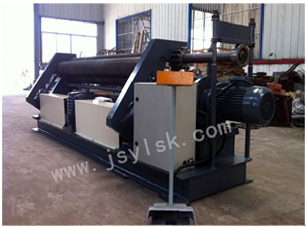 機械三(san)輥非對稱式卷闆(pan)機