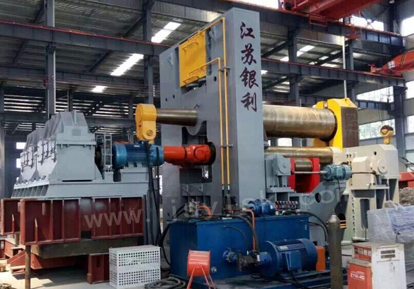 水平下調式卷(juan)闆機