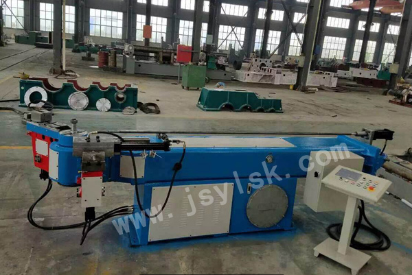 液壓彎(wan)管機