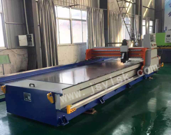 卧式數控高(gao)速刨槽機(高(gao)配）