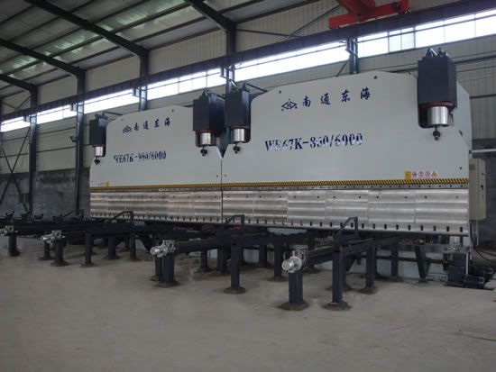 WE67K-800/6000雙機聯(lián)動折彎(wān)機