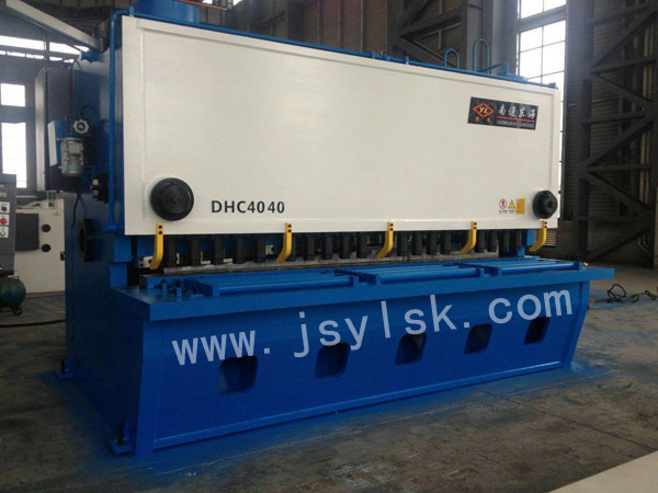 QC11Y-40*4000剪闆機