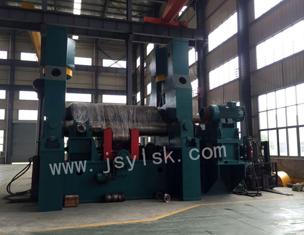 大型上(shang)輥萬能式卷闆(pan)機