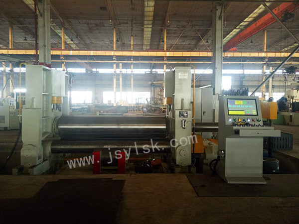 中小型(xíng)上輥萬能式卷闆(pǎn)機