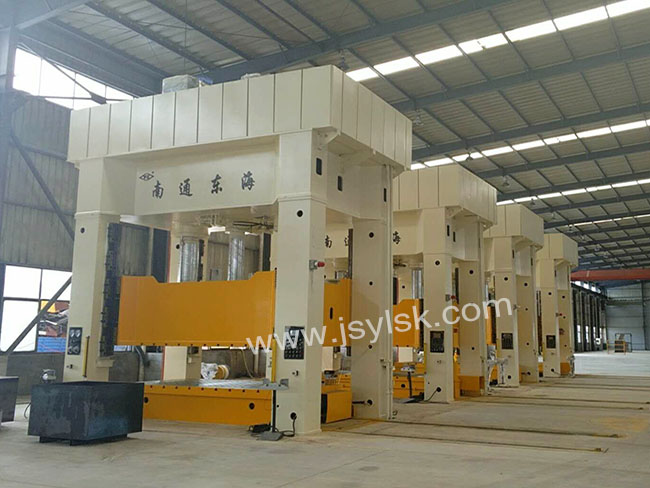 YL27系(xì)列框架液壓機