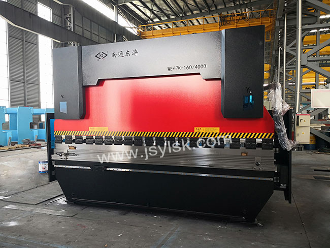 WE67K-160/4000數控(kong)折彎機