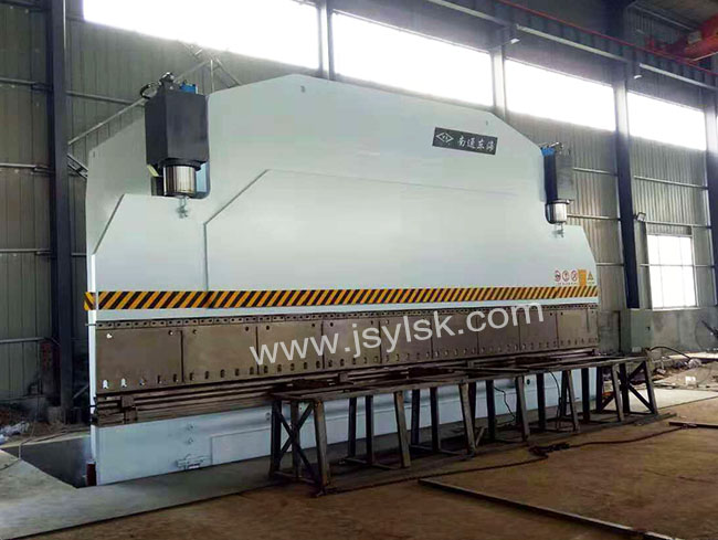 WE67K-800/10000大型折(she)彎機