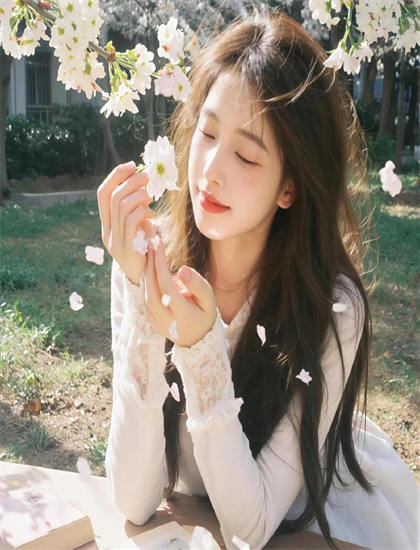 丁香花电视剧在线看免费_av快播电影网站_男人放进女人流出来的是什么